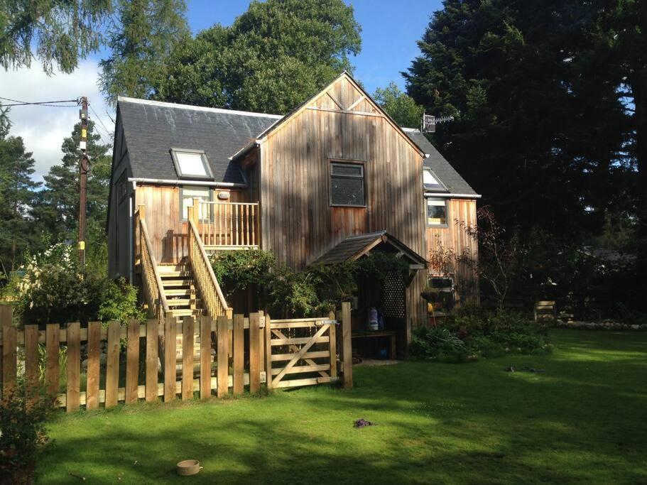 The Beeches Studio, Highlands Of Scotland Newtonmore Extérieur photo