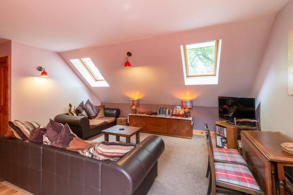 The Beeches Studio, Highlands Of Scotland Newtonmore Extérieur photo