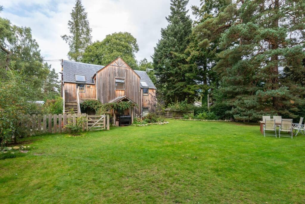 The Beeches Studio, Highlands Of Scotland Newtonmore Extérieur photo