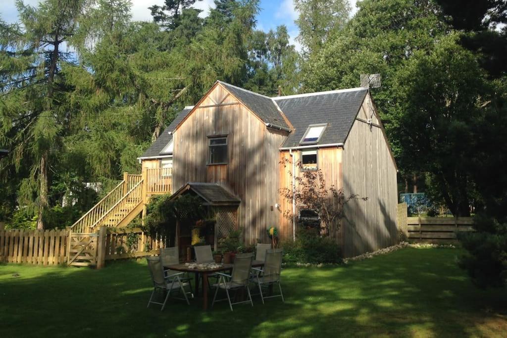 The Beeches Studio, Highlands Of Scotland Newtonmore Extérieur photo